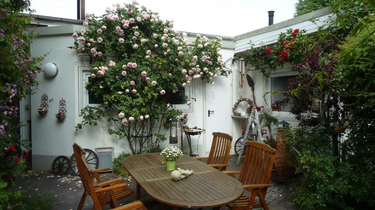 Ferienwohnungen Am Weserdeich Bremerhaven Exterior photo